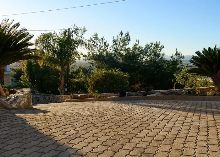 Aphrodite Mountain View